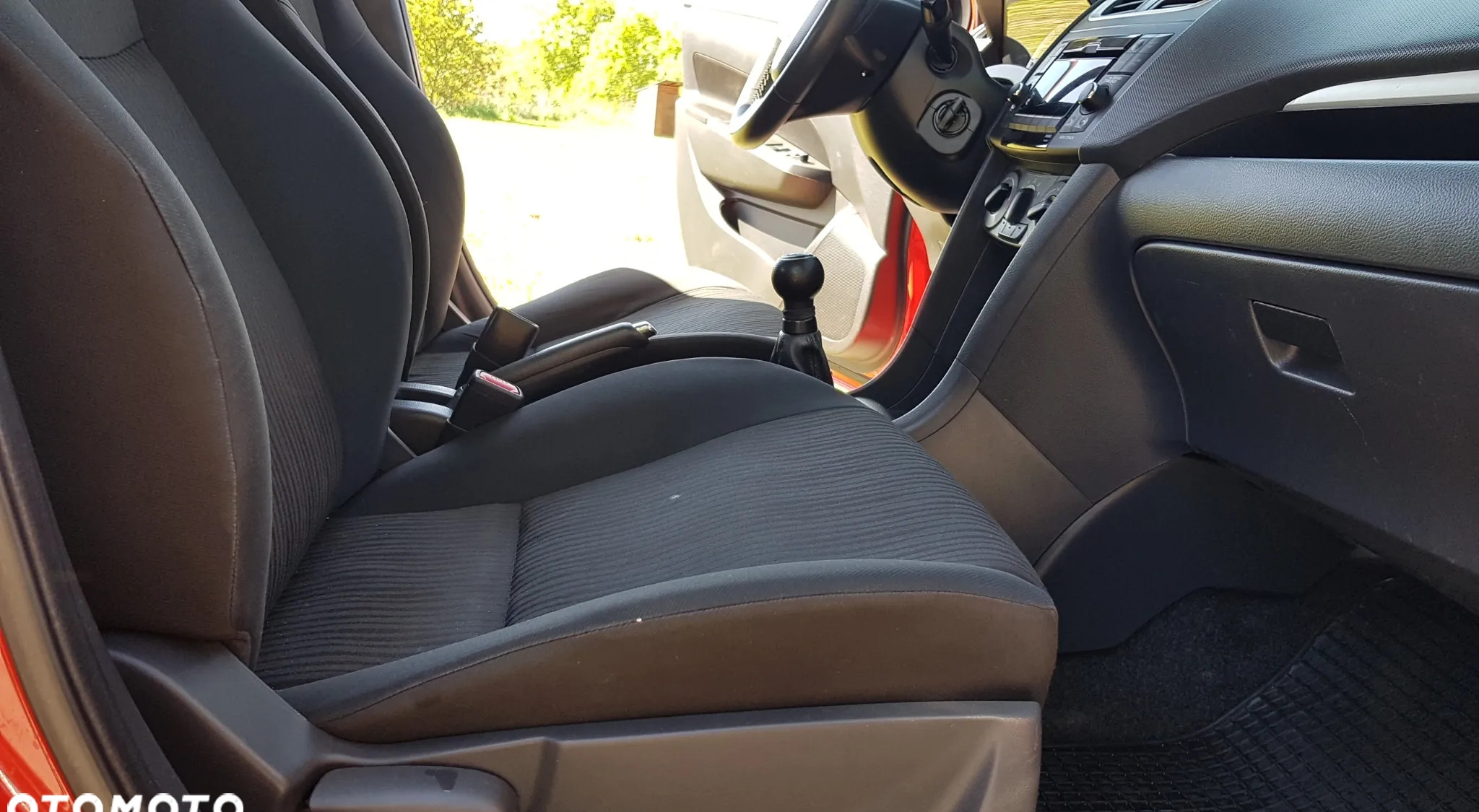 Suzuki Swift cena 25400 przebieg: 83000, rok produkcji 2011 z Proszowice małe 704
